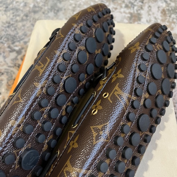 Louis Vuitton Leather Gloria Loafers - Size - Picture 12 of 16